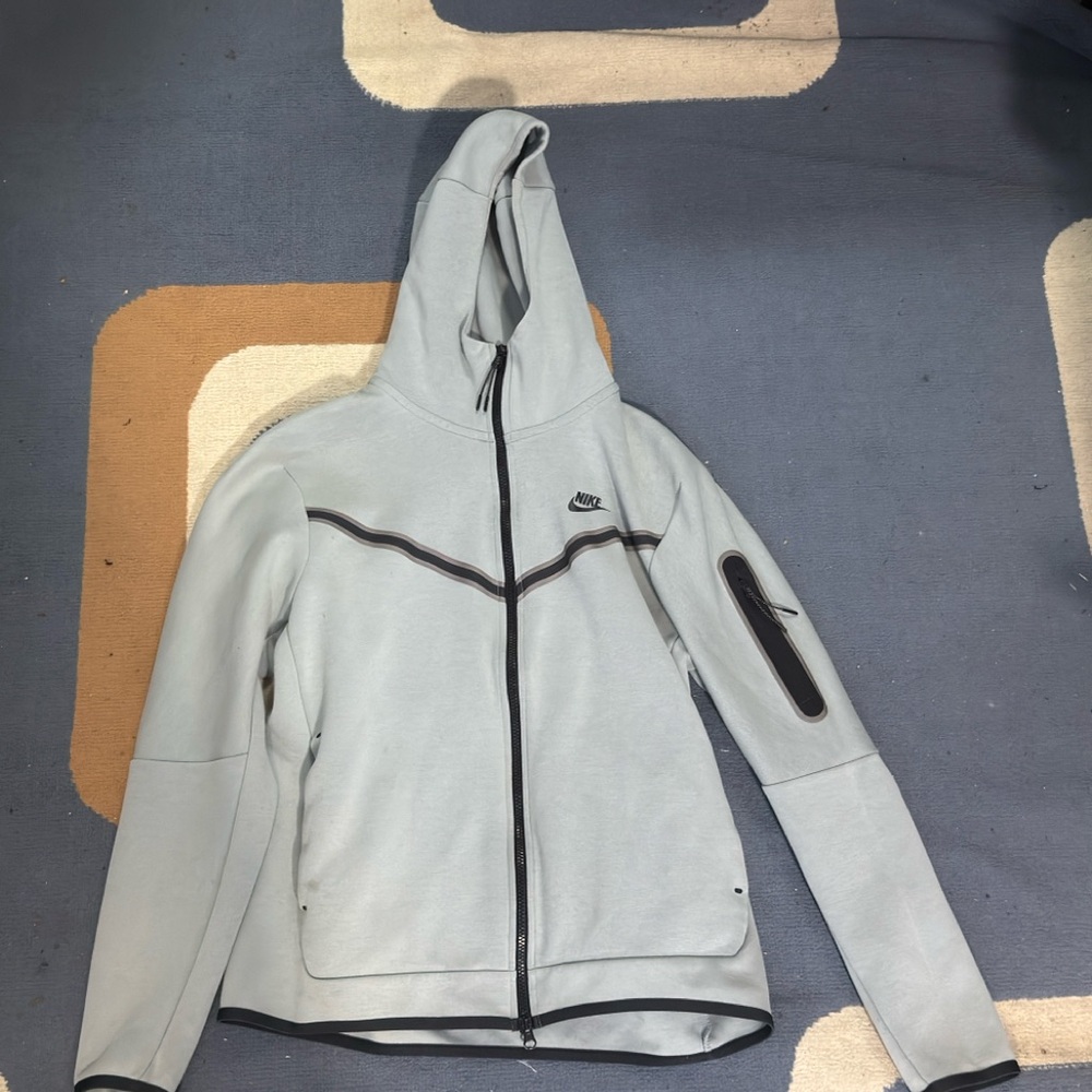 Nike Light Gray Full-Zip Hoodie